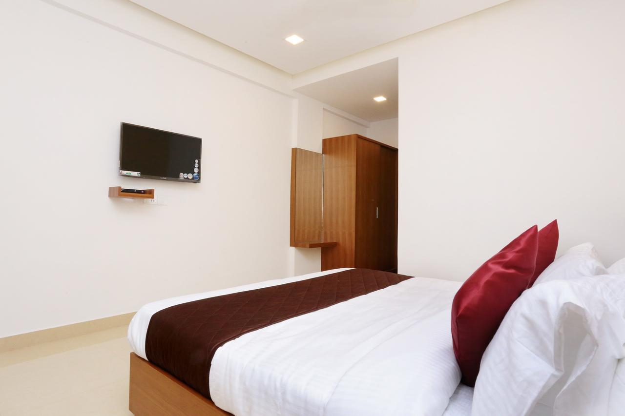 Hotel Ayodhya Residency Calicut Eksteriør billede