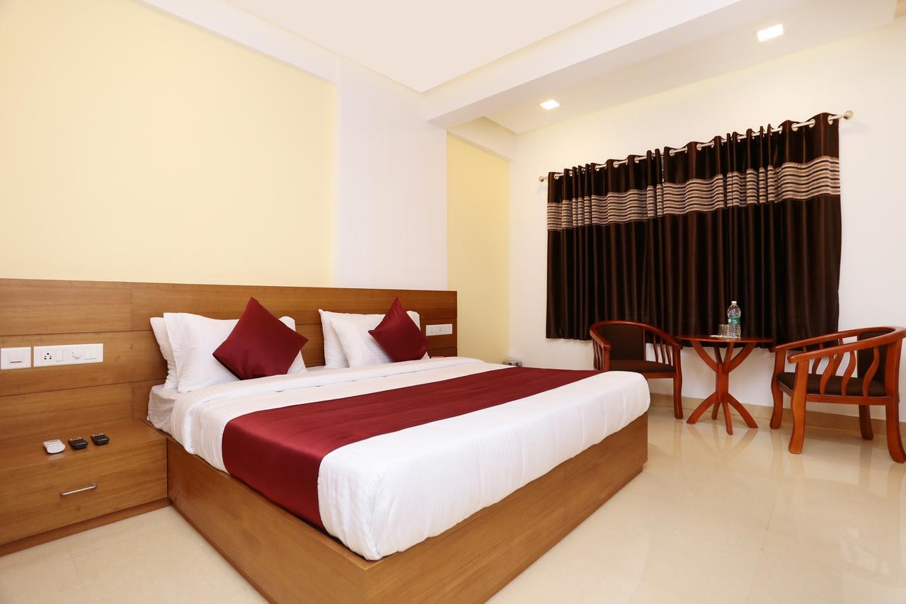 Hotel Ayodhya Residency Calicut Eksteriør billede